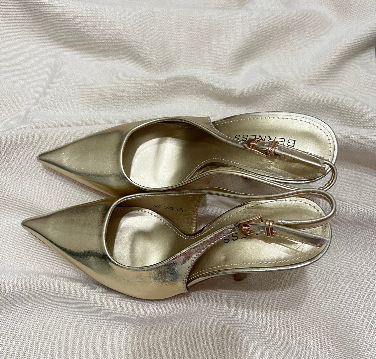 Zapatilla cerrada
