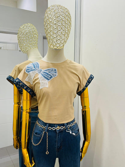Camiseta moño perlas