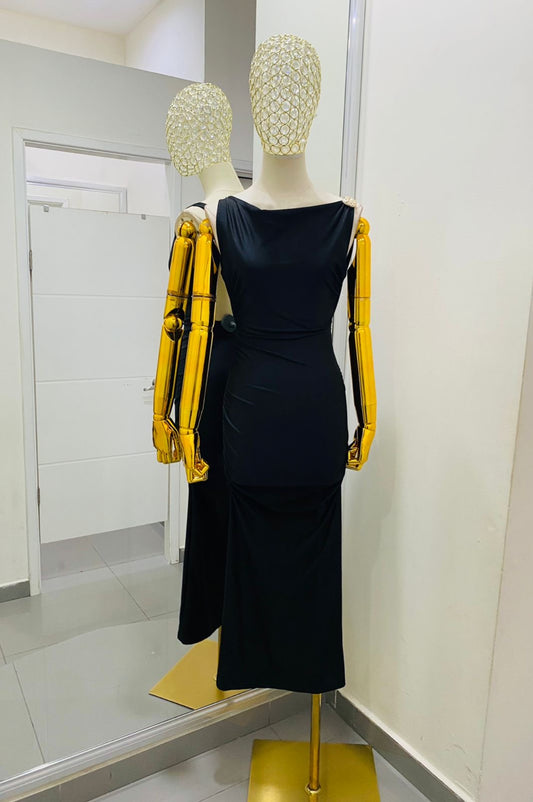 Vestido bodycon con escote en la espalda