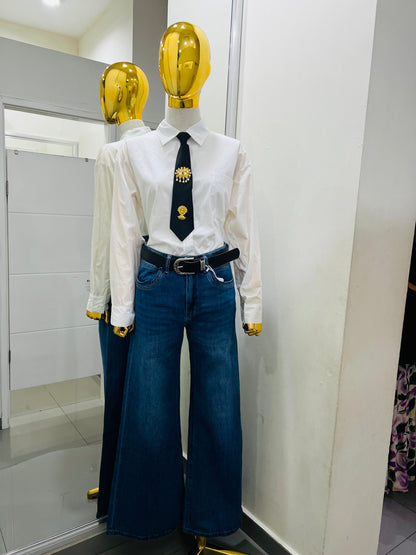 Camisa con corbata