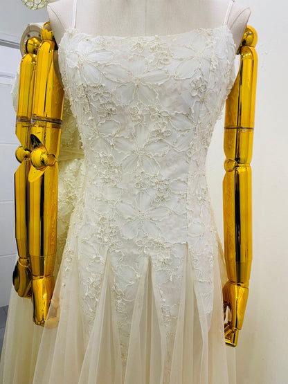 Vestido beige flores