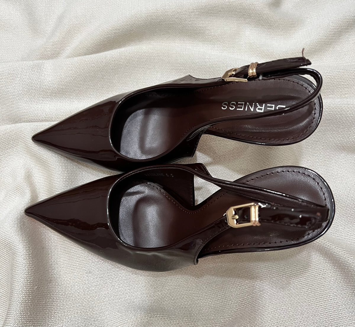 Zapatilla cerrada