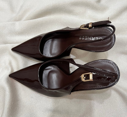 Zapatilla cerrada