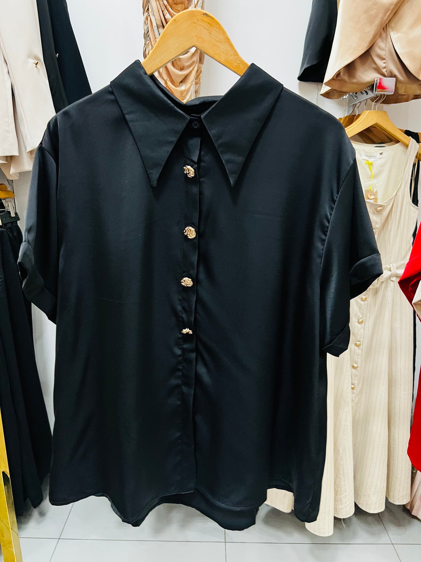 Blusa de satín