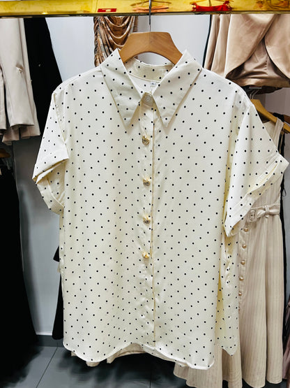 Blusa satín punteada