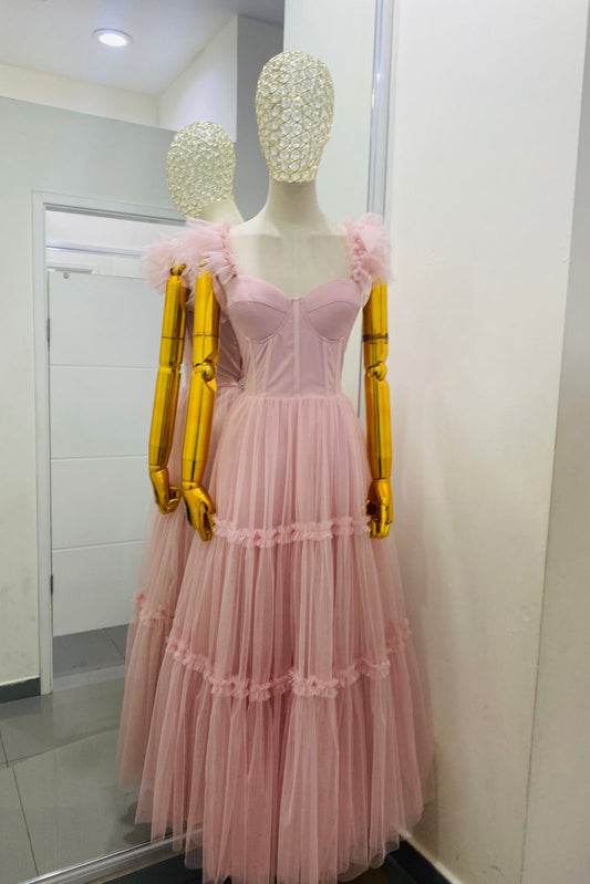 Vestido largo con olánes