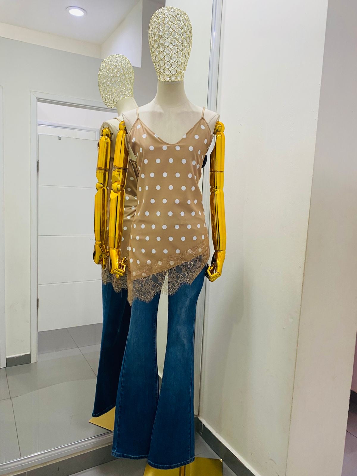 Blusa unitalla punteada satín con encaje