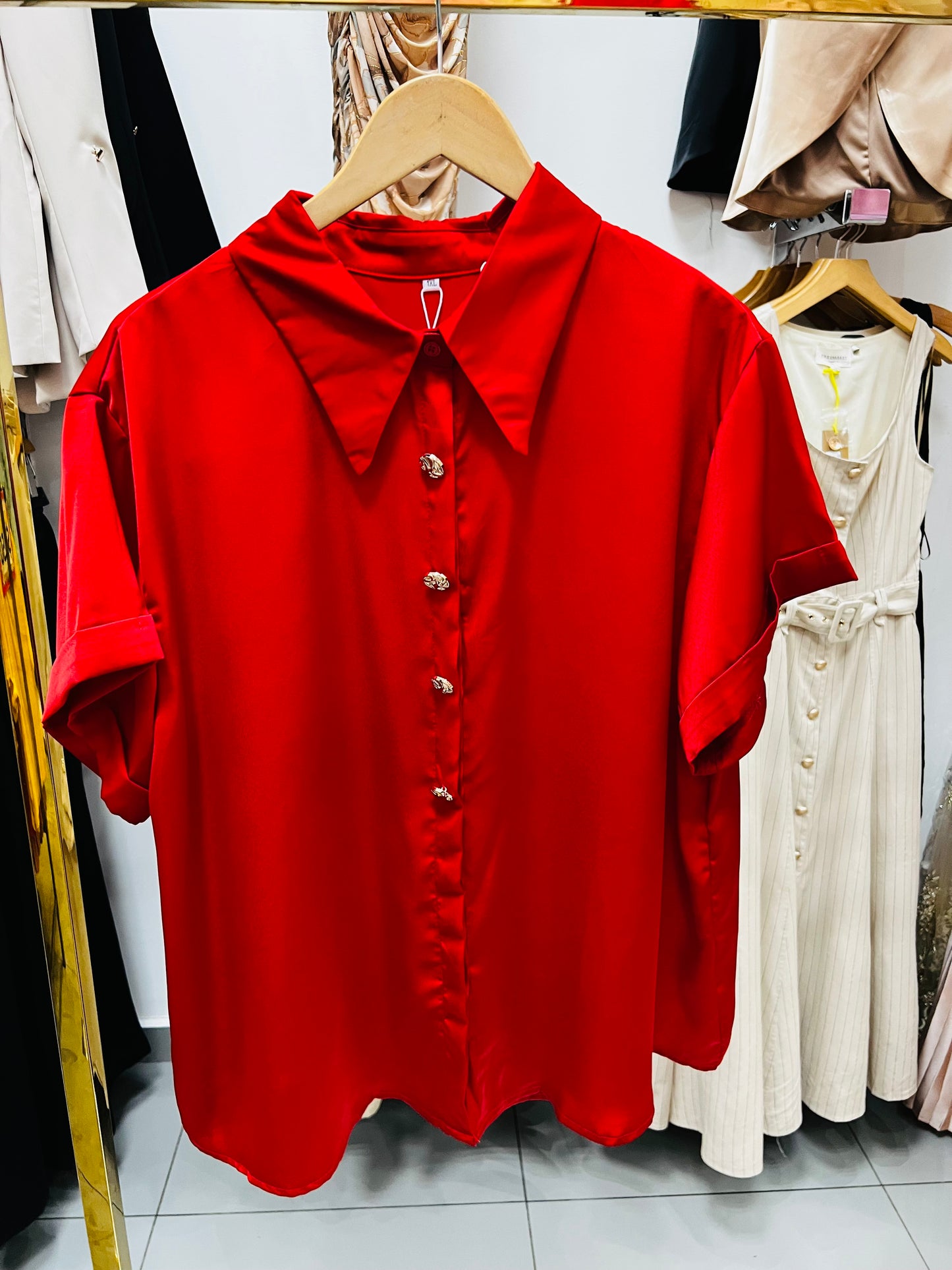 Blusa de satín