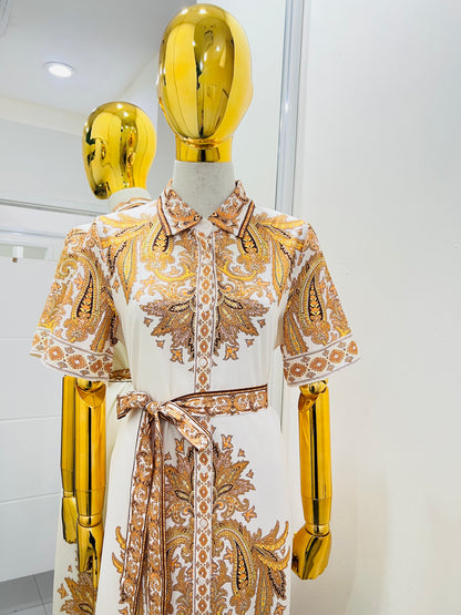 Vestido blanco con estampado amarillo