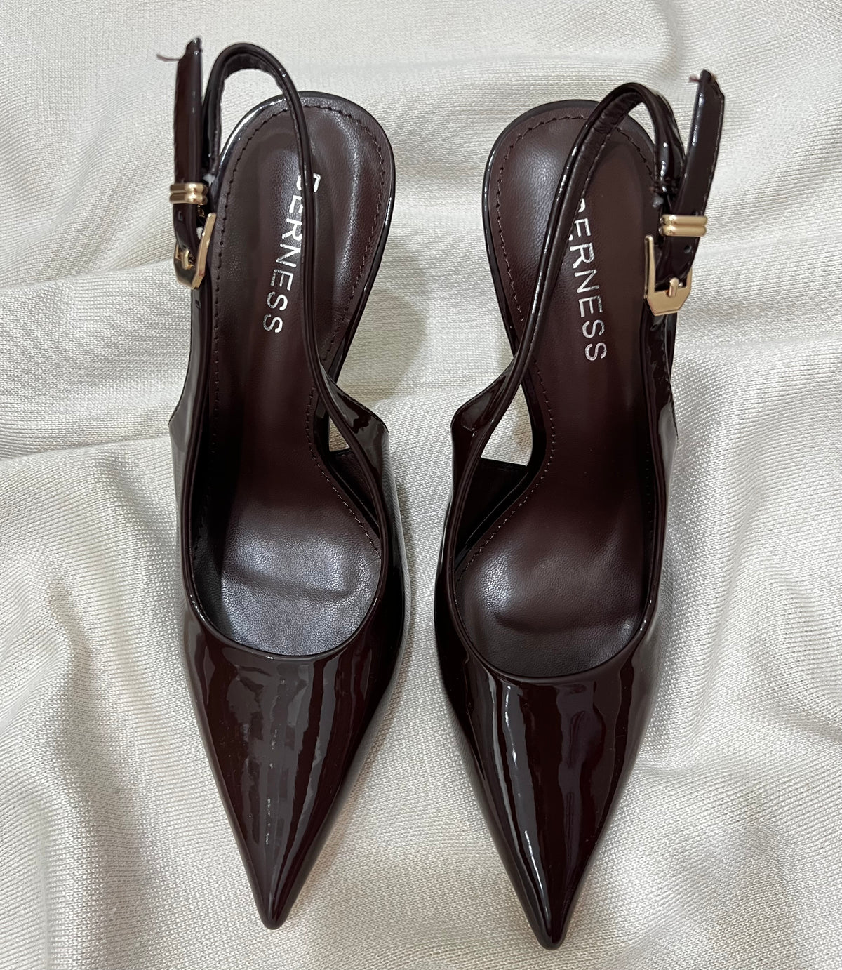Zapatilla cerrada