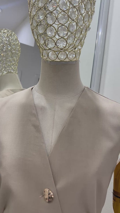 Conjunto beige tres piezas