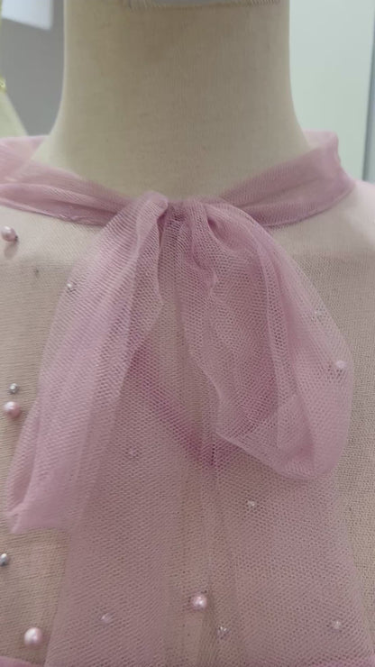 Vestido rosa largo con brillos