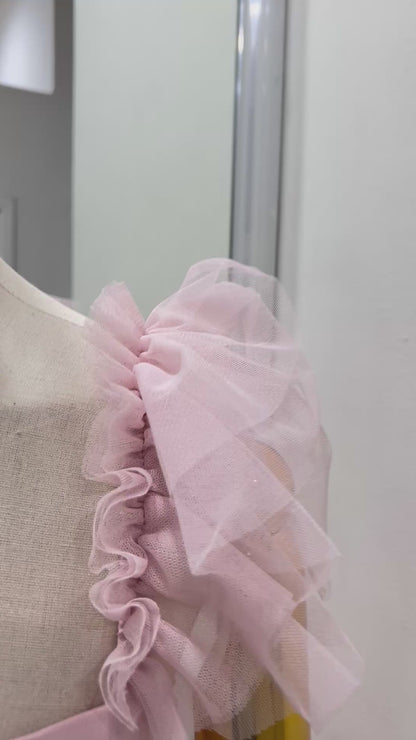 Vestido largo con olánes