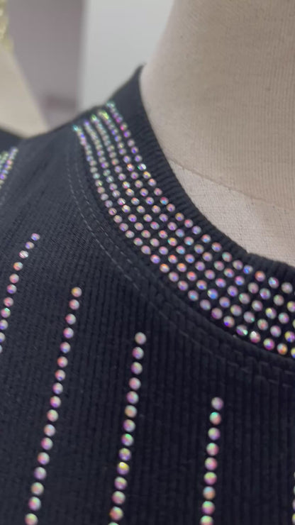 Blusa negra manga corta con cristales