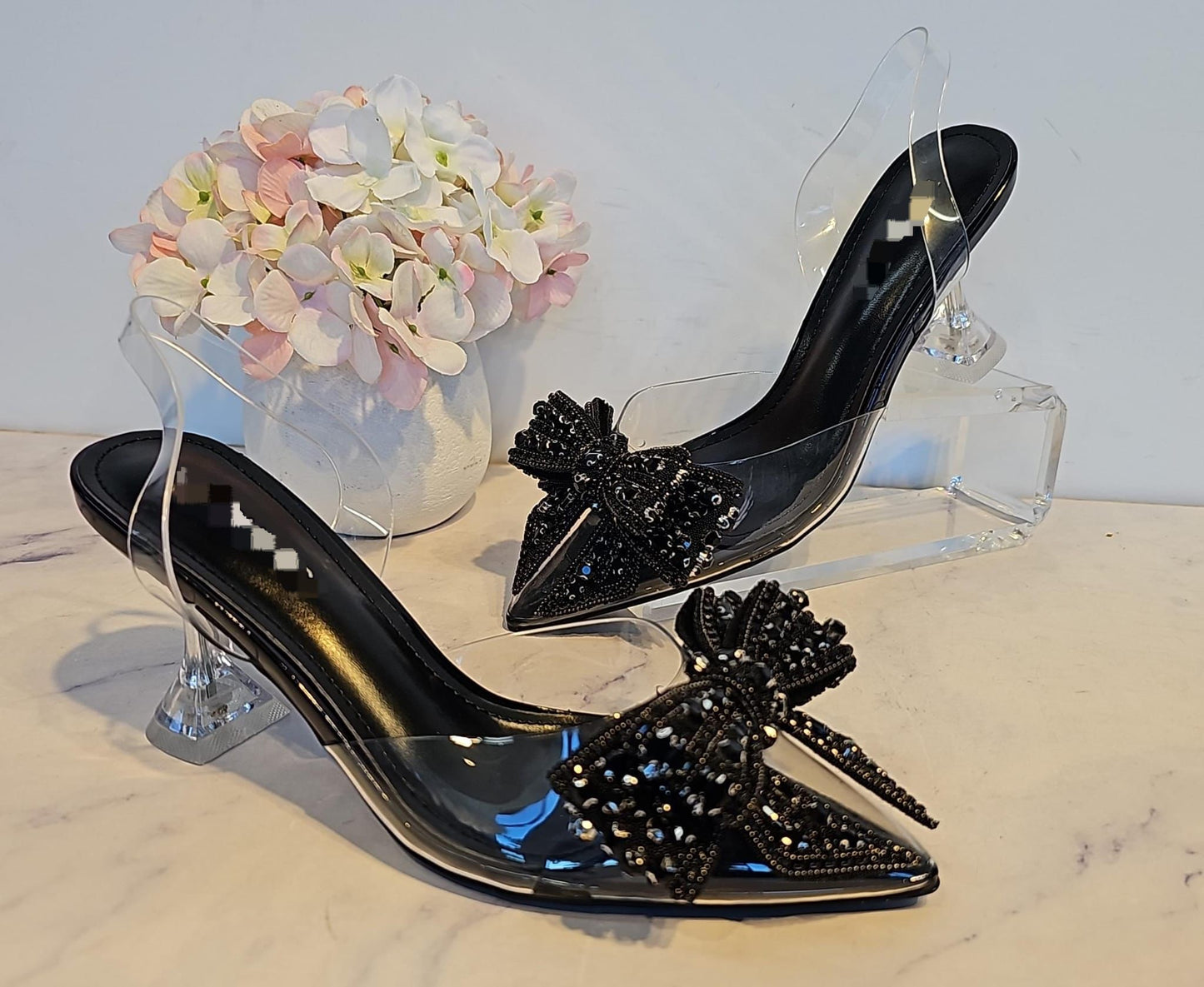 Zapatilla moños