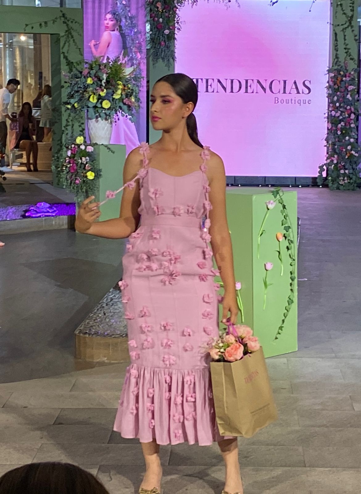 Vestido Rosa Flores